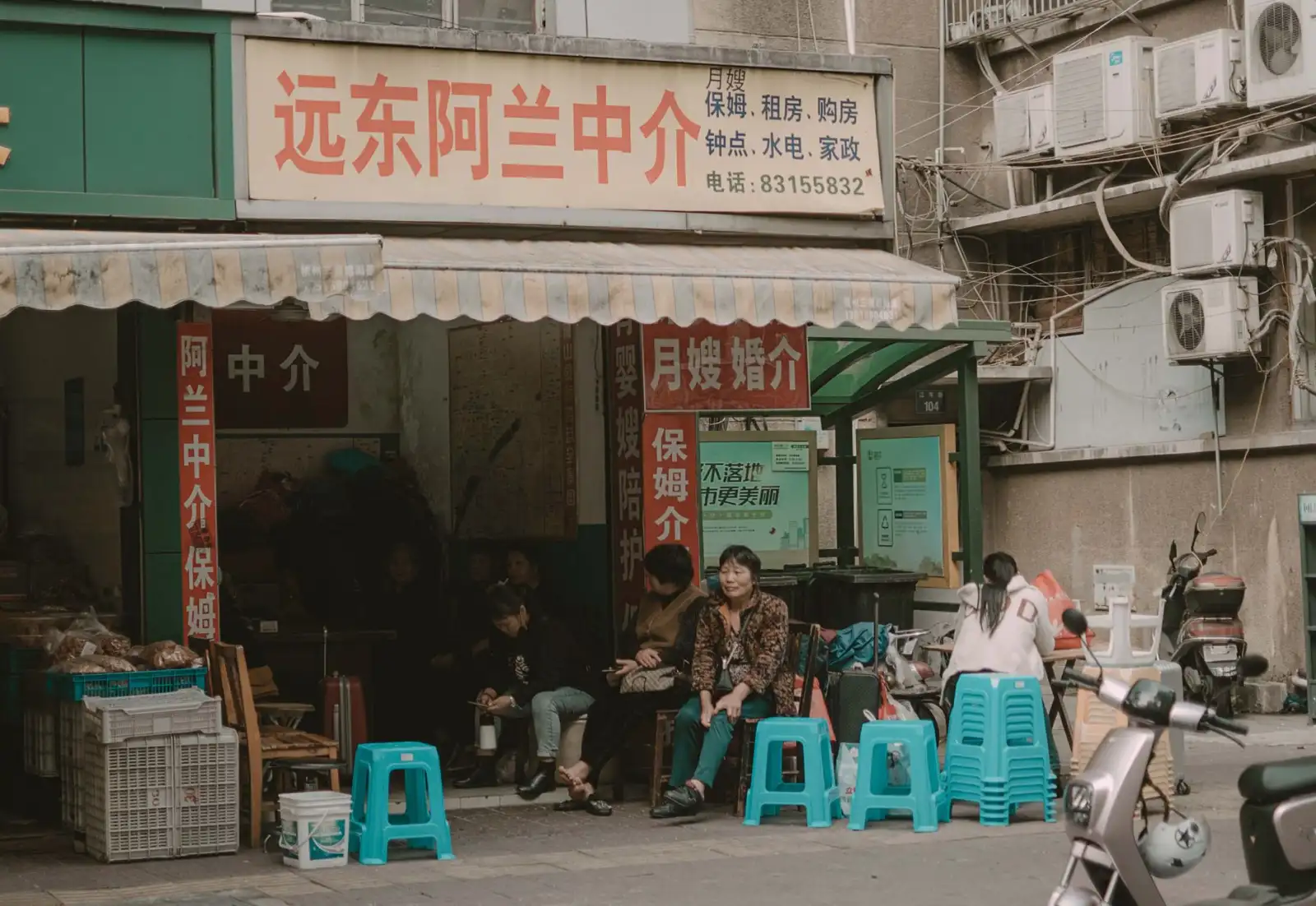 2025年AI训练场景下GPU服务器与刀片服务器的选型对比分析