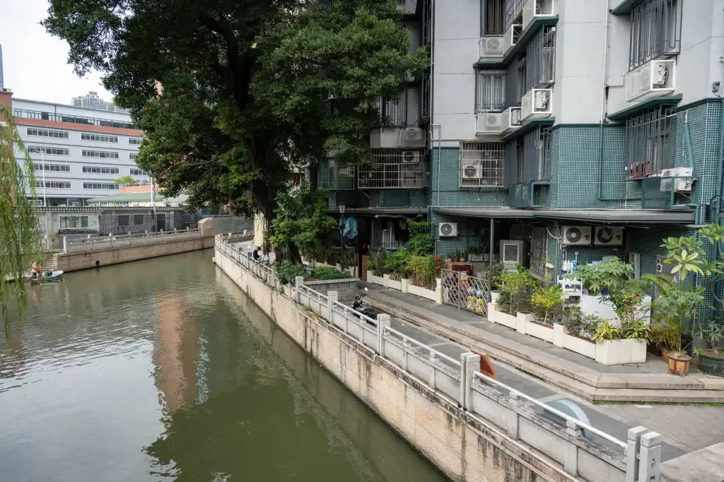 海南数据中心建设：高密度机架服务器选型要点与实践